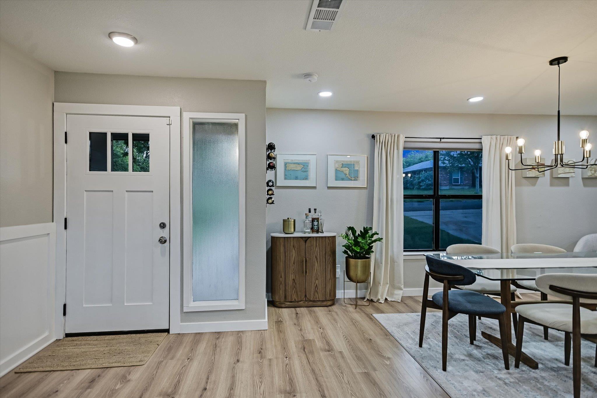 1006 Hollybluff ST, Austin, TX 78753