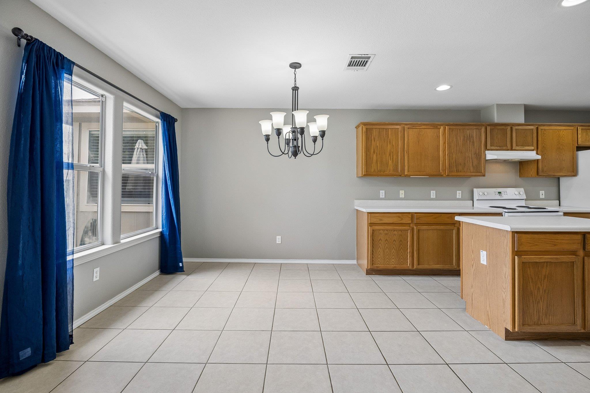 20701 Camel Back ST, Lago Vista, TX 78645