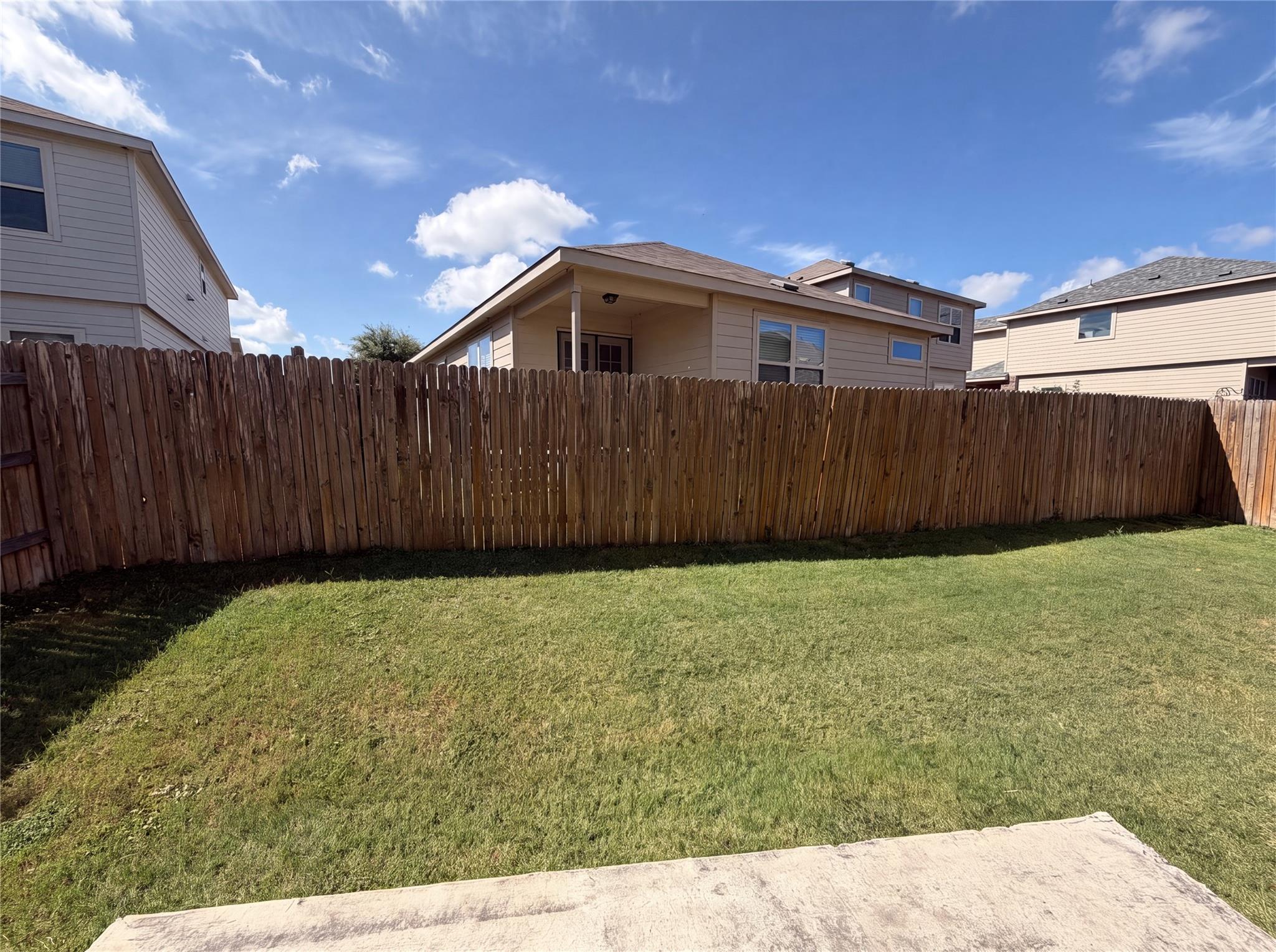 276 Circle Way #26E, Jarrell, TX 76537