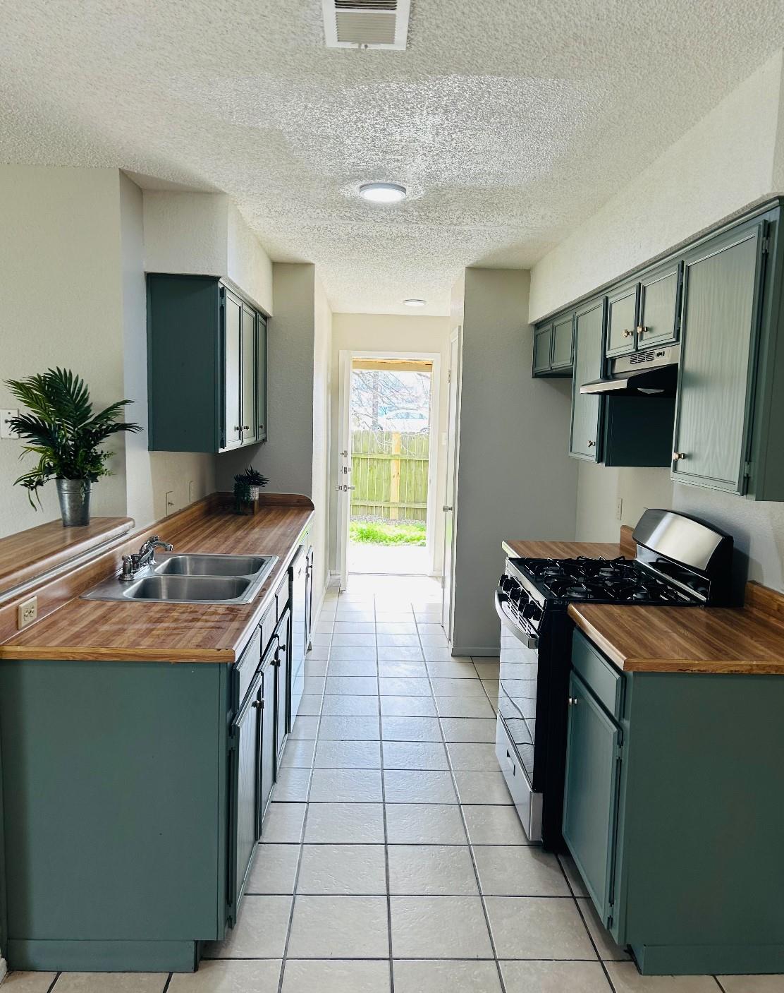16001 Stoneham CIR, Pflugerville, TX 78660