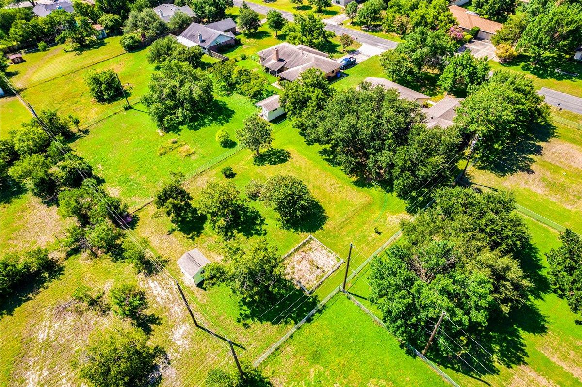 1704 Buttercup RD, Pflugerville, TX 78660