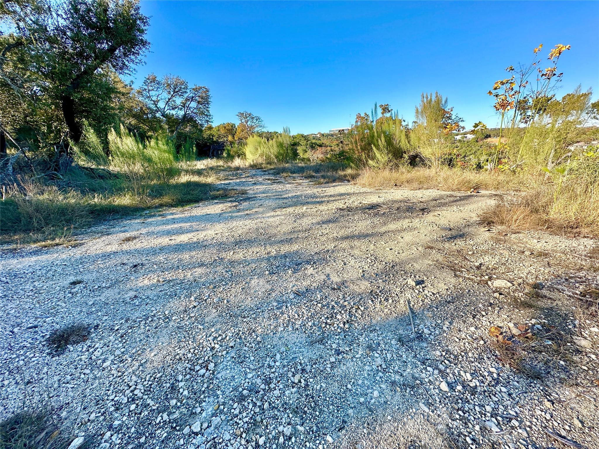 5 Little Bend DR, West Lake Hills, TX 78746