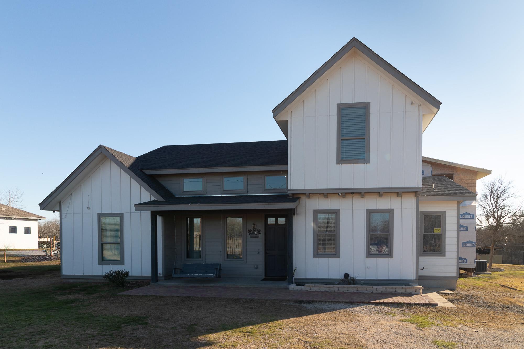 185 N Blushing DR, Cedar Creek, TX 78612