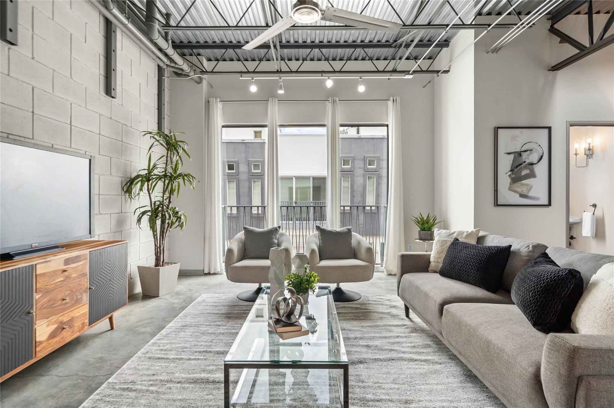 4801 S Congress Ave #N2, Austin, TX 78745