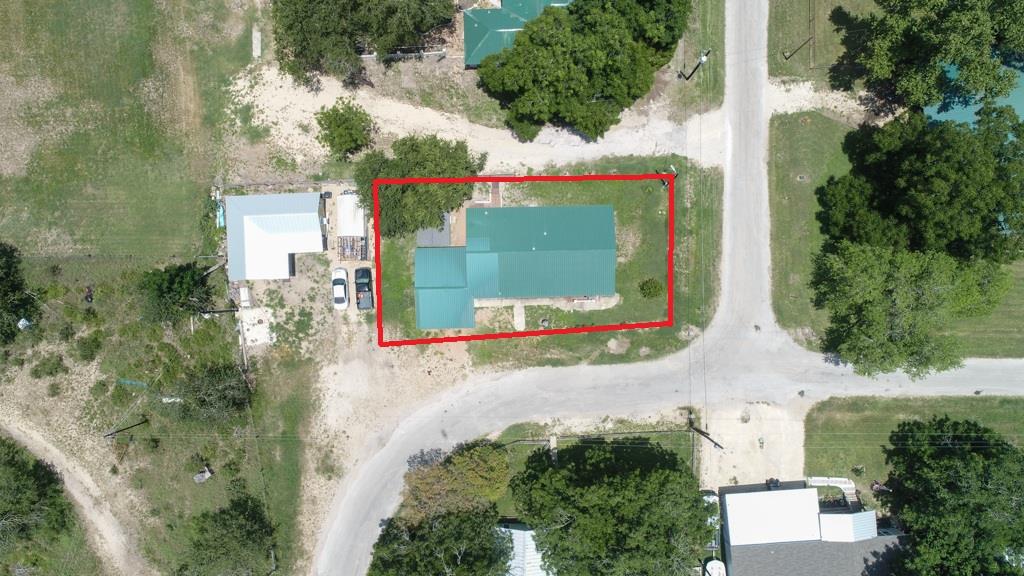 7 River ST, Prairie Lea, TX 78661
