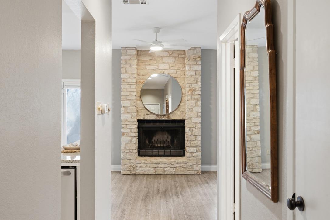 2201 Lakeway BLVD #25, Lakeway, TX 78734