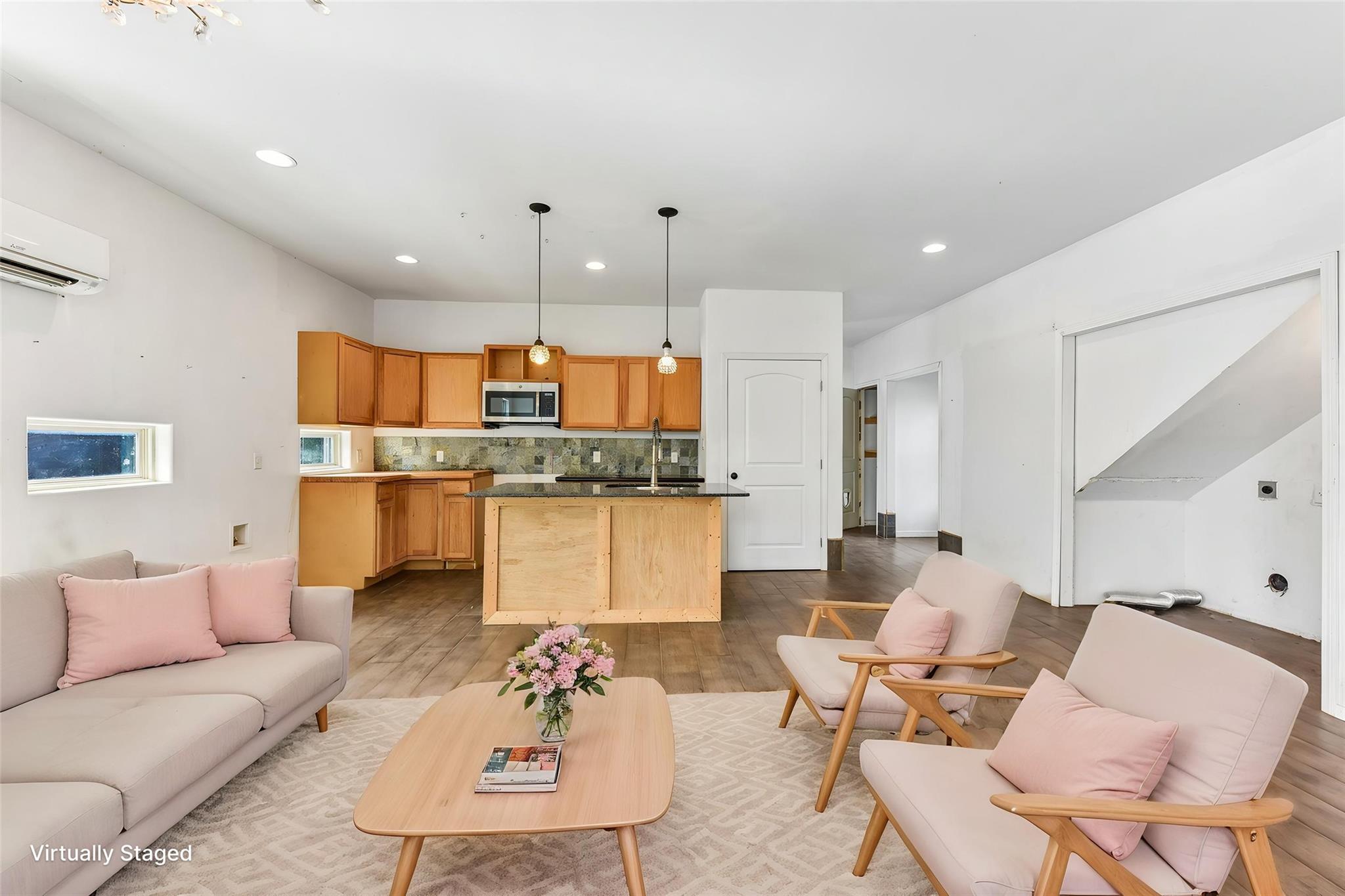 2003 E 9th ST, Austin, TX 78702