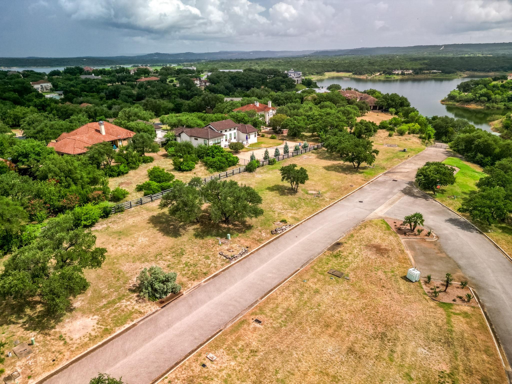 2432 Bruin DR #35, Spicewood, TX 78669