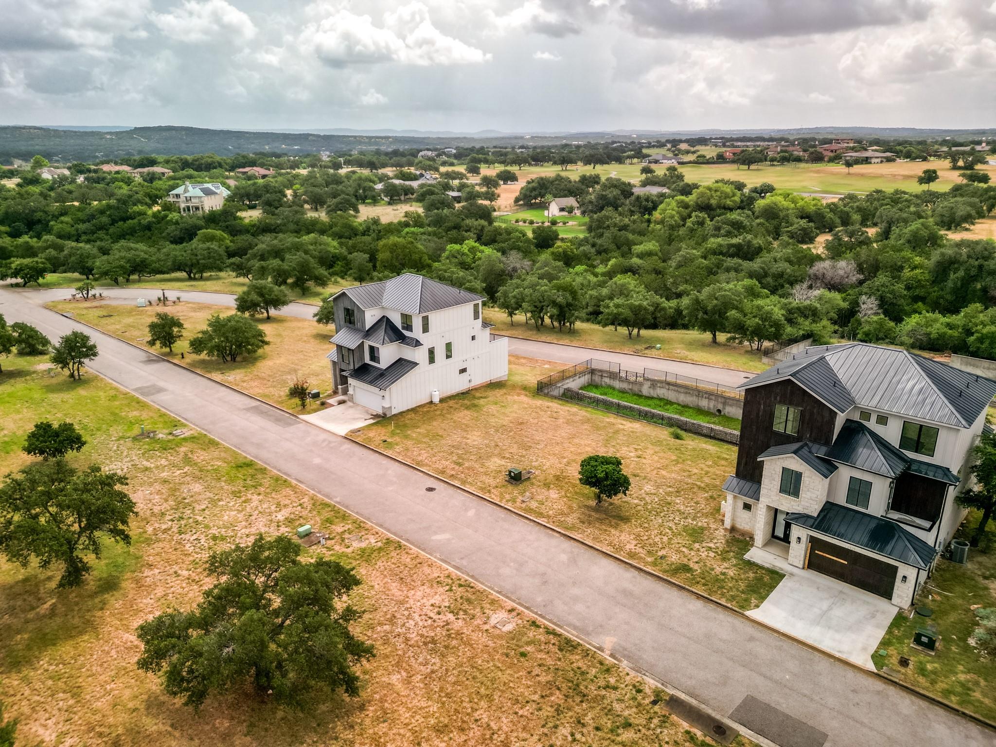 2433 Bruin DR #53, Spicewood, TX 78669