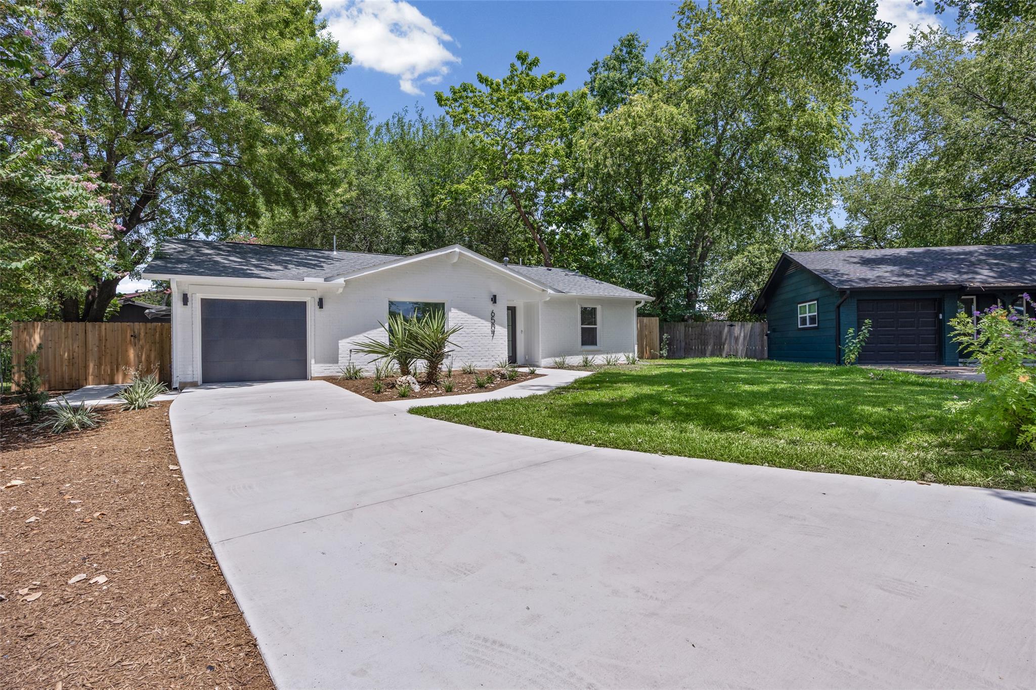 6507 Pevensey DR, Austin, TX 78745