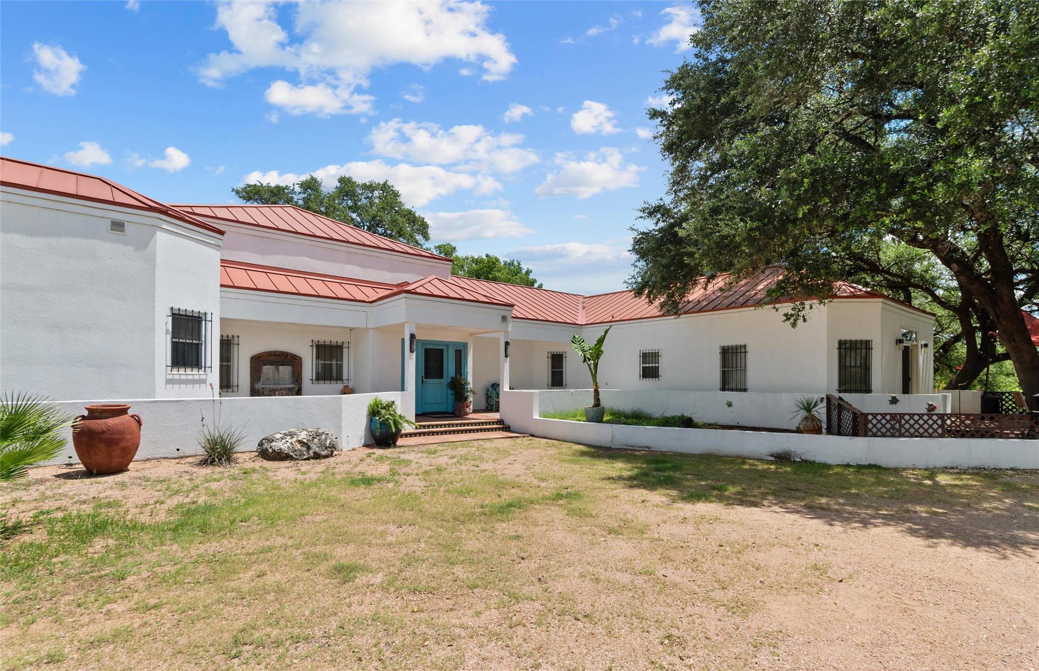 6750 N Lakeview DR, Salado, TX 76571