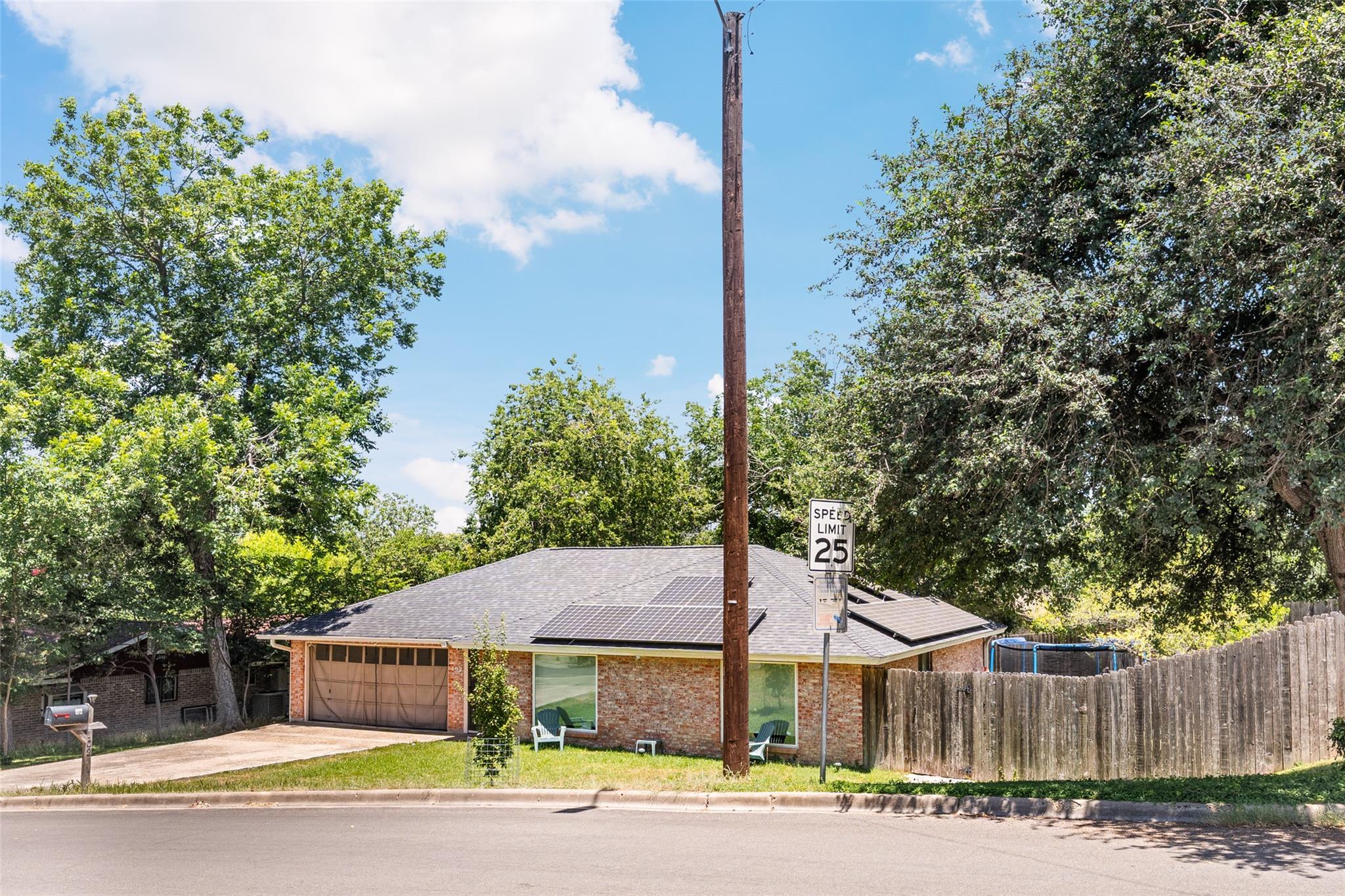102 Chaparral ST, San Marcos, TX 78666