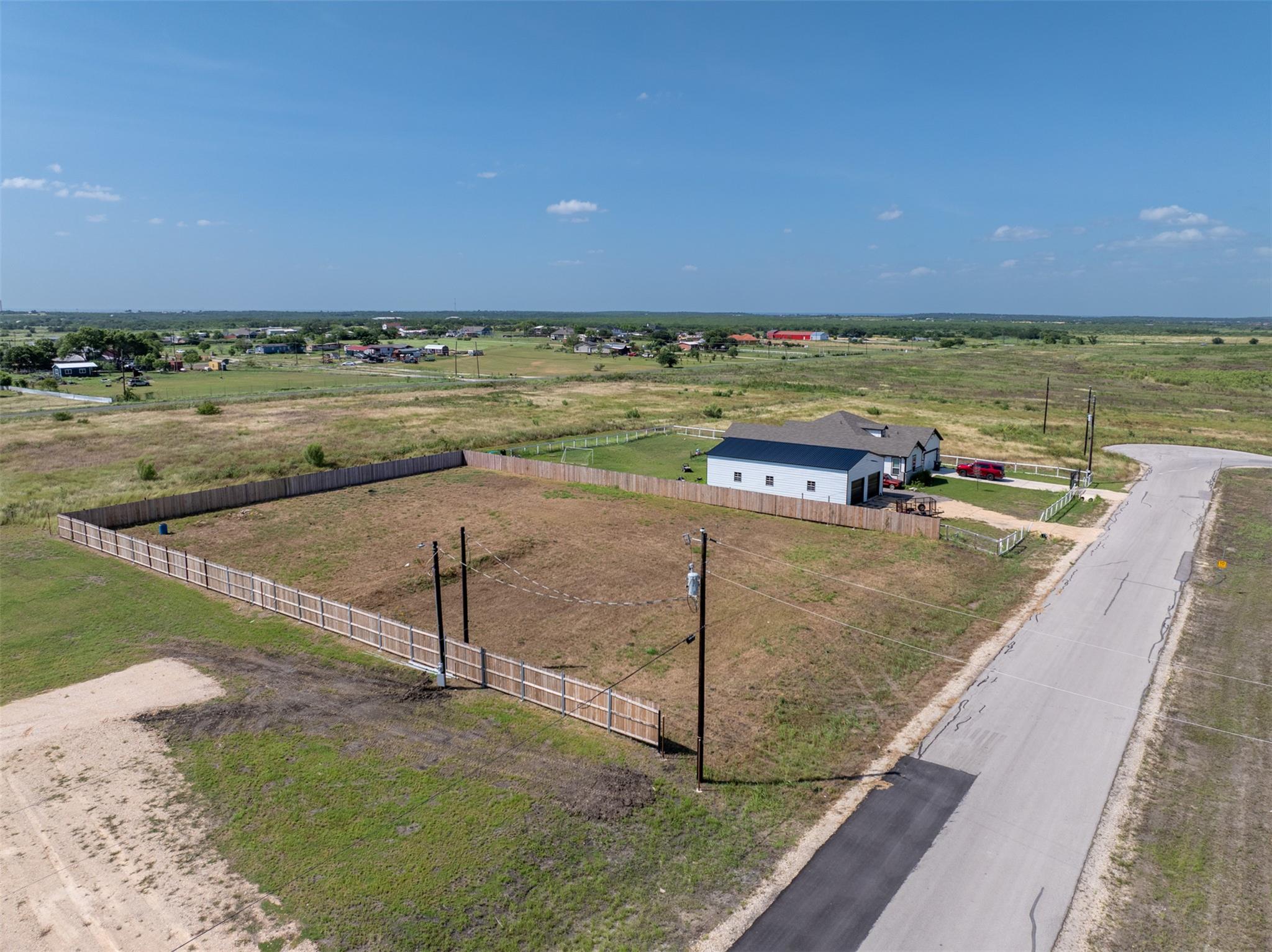 205 Desperado Loop, Del Valle, TX 78617