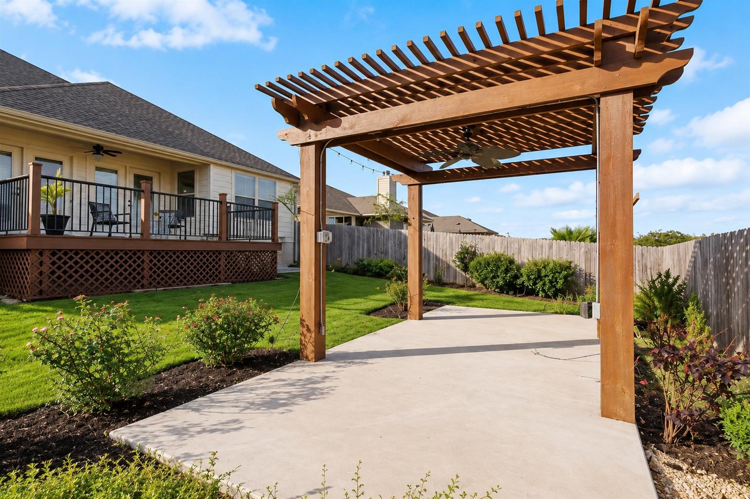 501 Kirkhill ST, Hutto, TX 78634