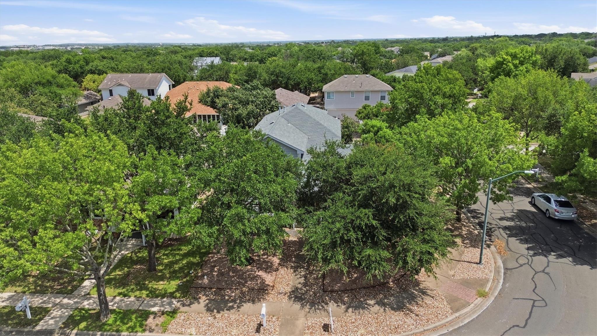 244 Sampson, Kyle, TX 78640