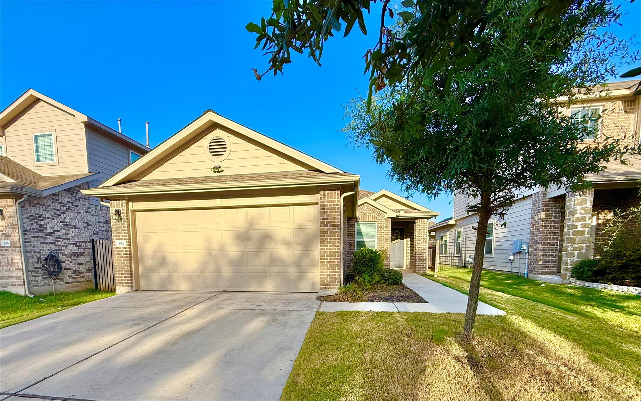 392 Blue Sage DR, Leander, TX 78641