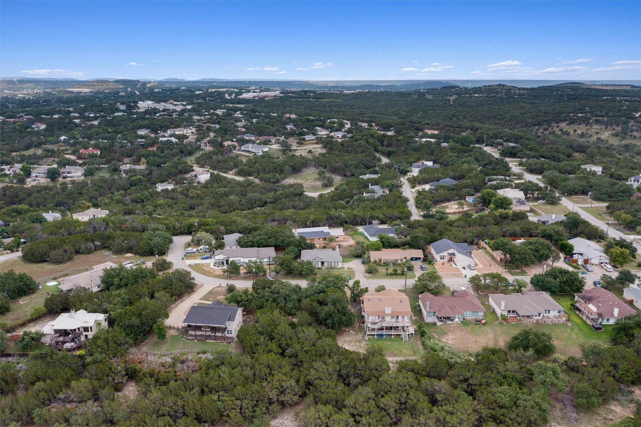 5100 Sundown ST, Lago Vista, TX 78645