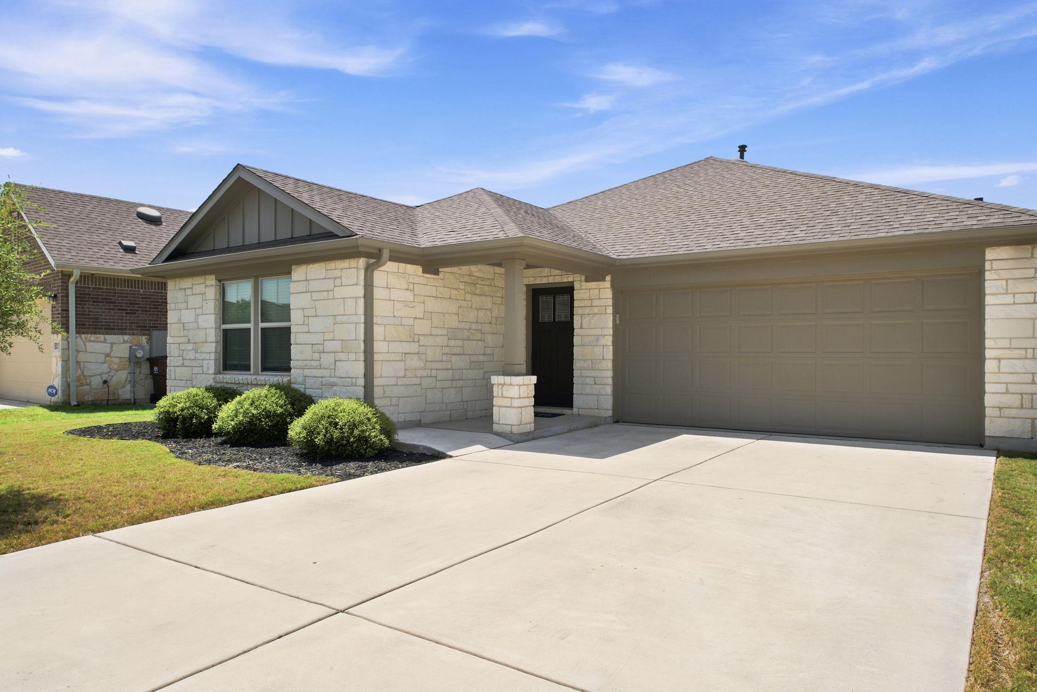 250 Finstown ST, Hutto, TX 78634