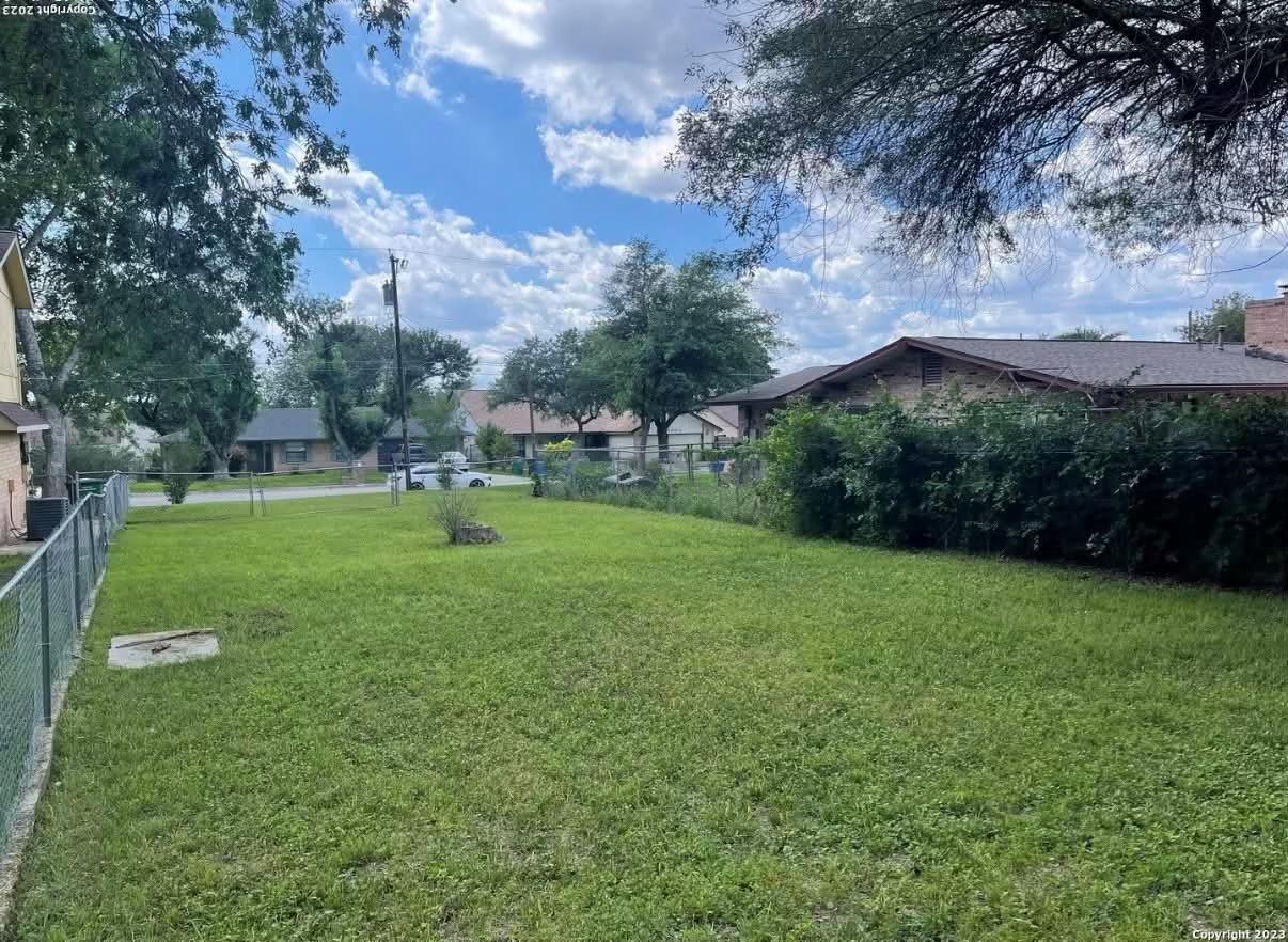 4004 Meeks Ave, San Antonio, TX 78210