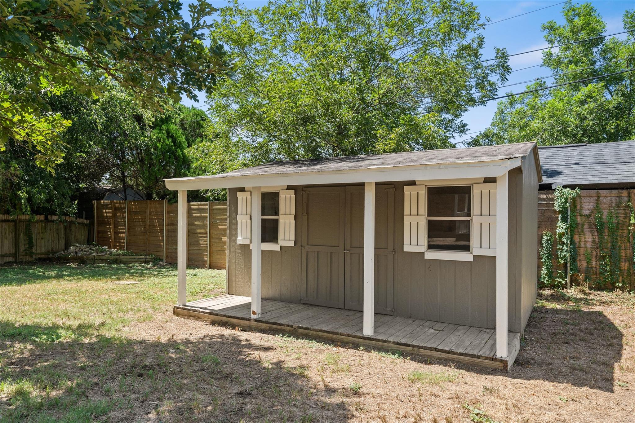 2311 Sheri Oak LN, Austin, TX 78748