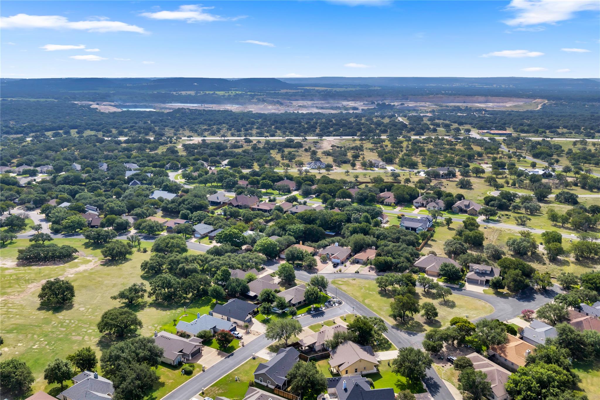 102 Fox CIR, Burnet, TX 78611