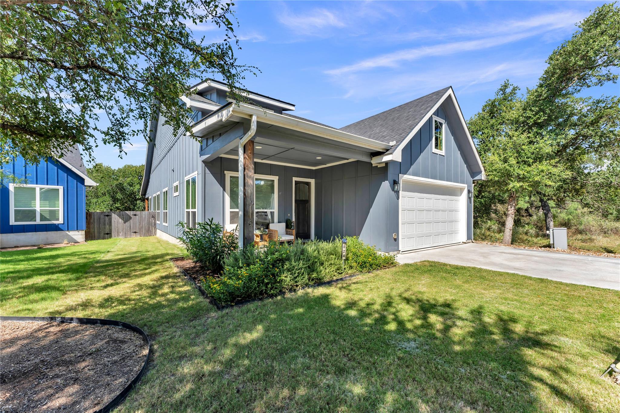 824 Woodland Hills DR, Granite Shoals, TX 78654
