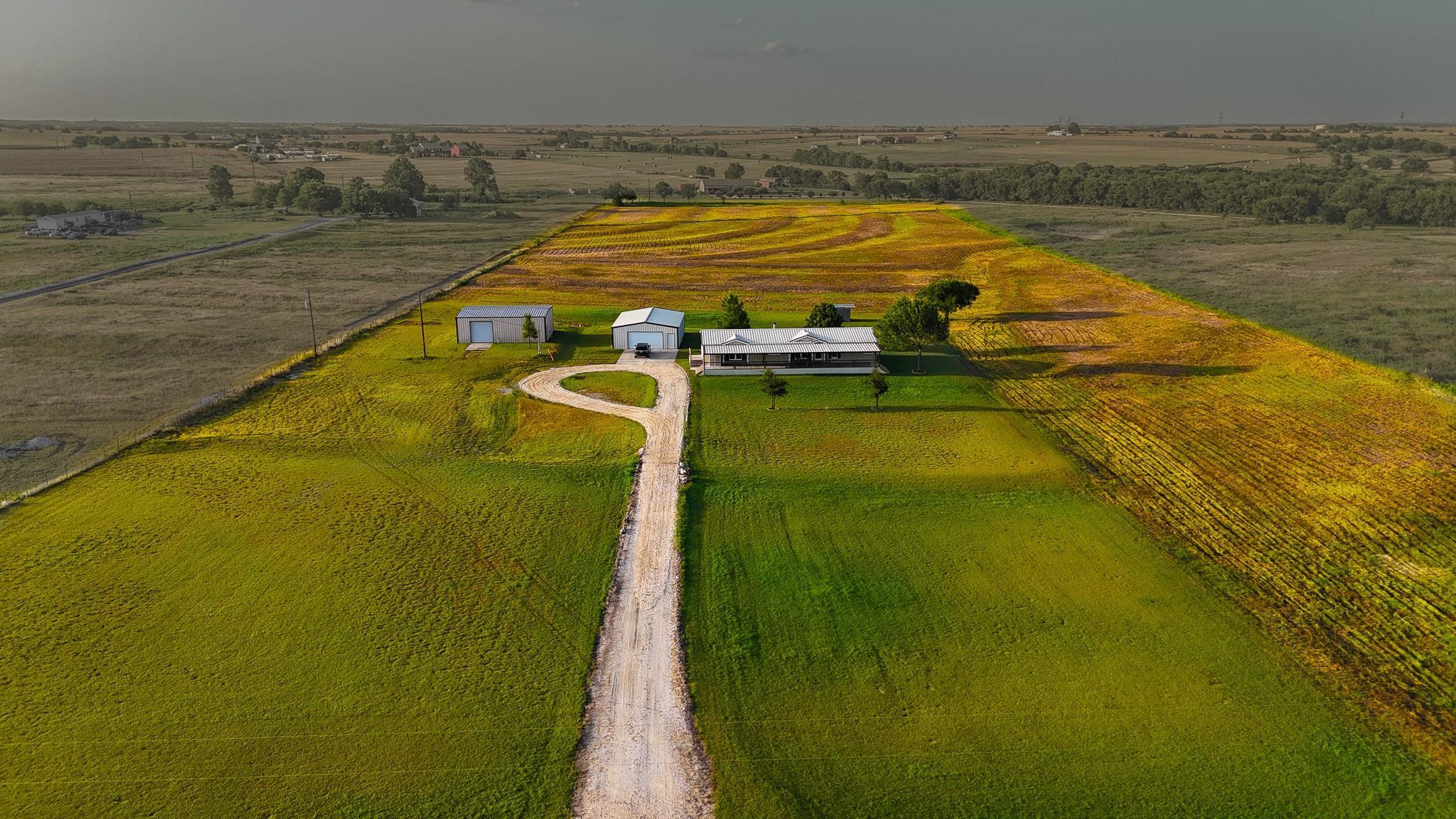401 County Road 330, Granger, TX 76530
