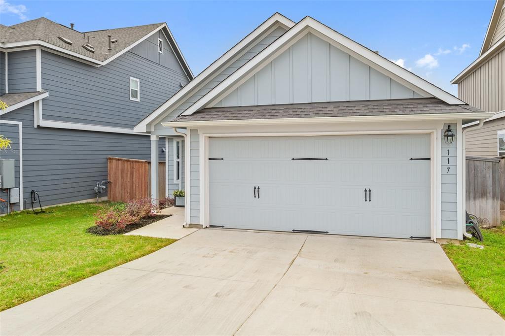 117 Wind Flower LN, Liberty Hill, TX 78642