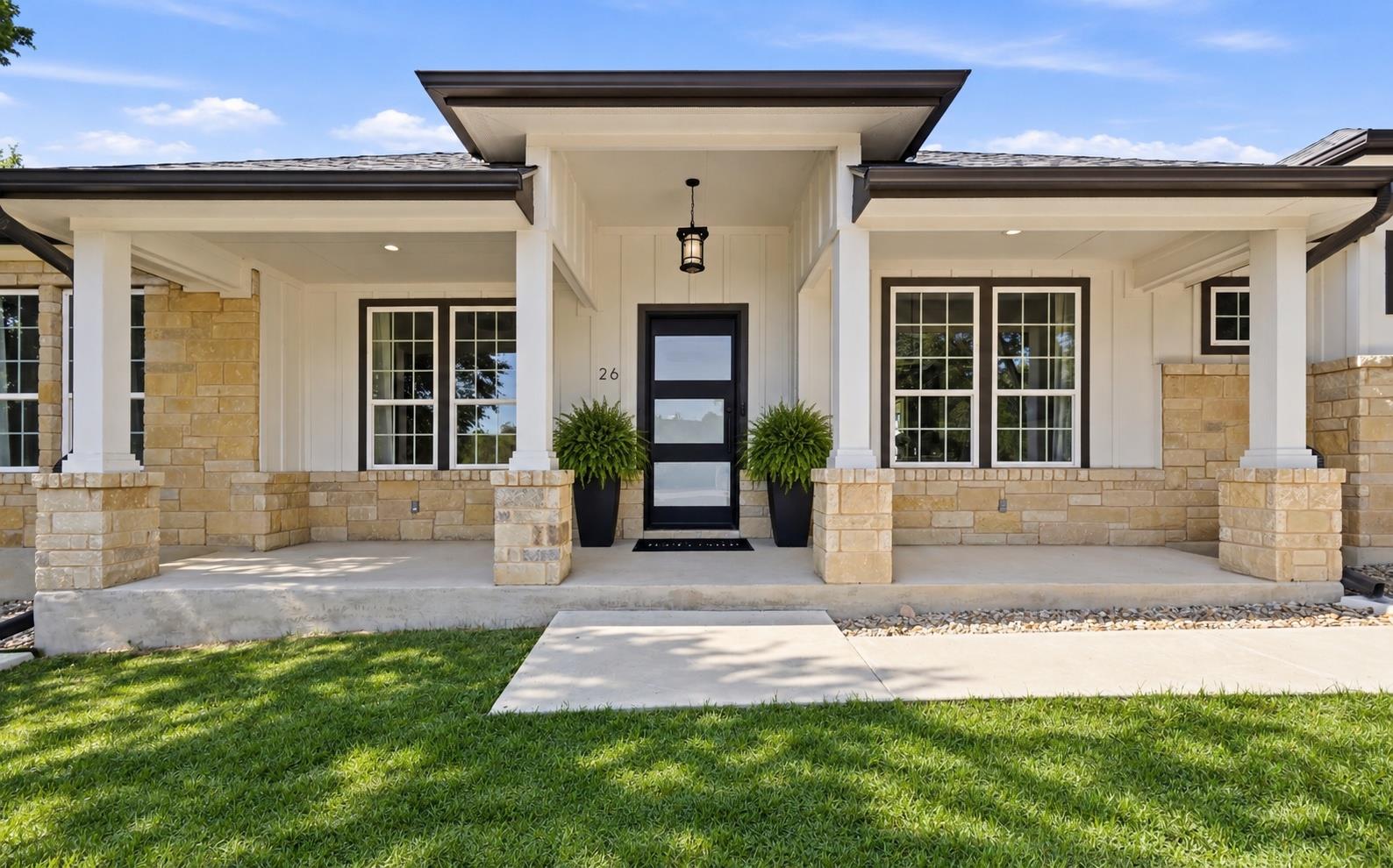 26 Persimmon Drive DR, Wimberley, TX 78676