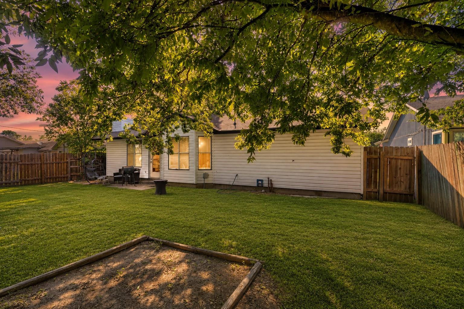 16402 Parkway DR, Pflugerville, TX 78660