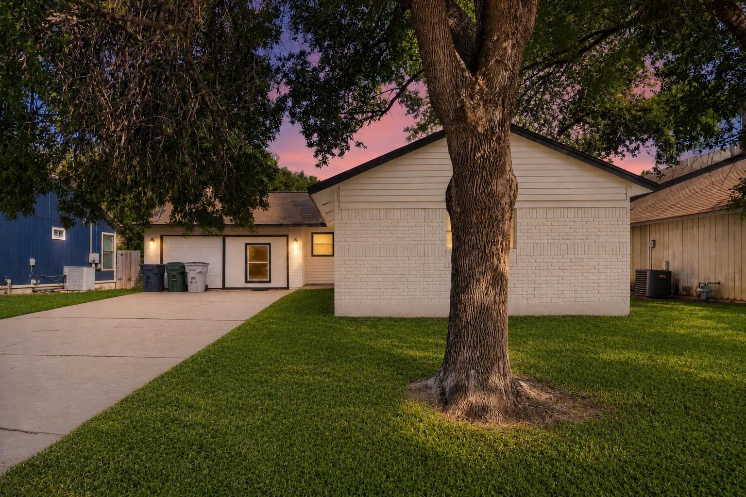 16402 Parkway DR, Pflugerville, TX 78660