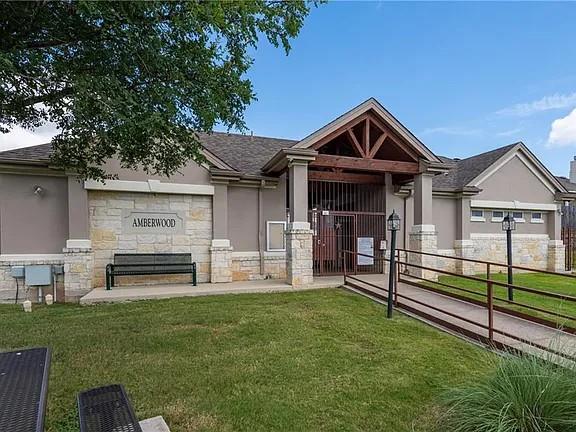 1941 Amberwood Loop, Kyle, TX 78640