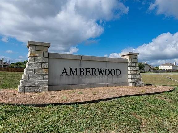 1941 Amberwood Loop, Kyle, TX 78640