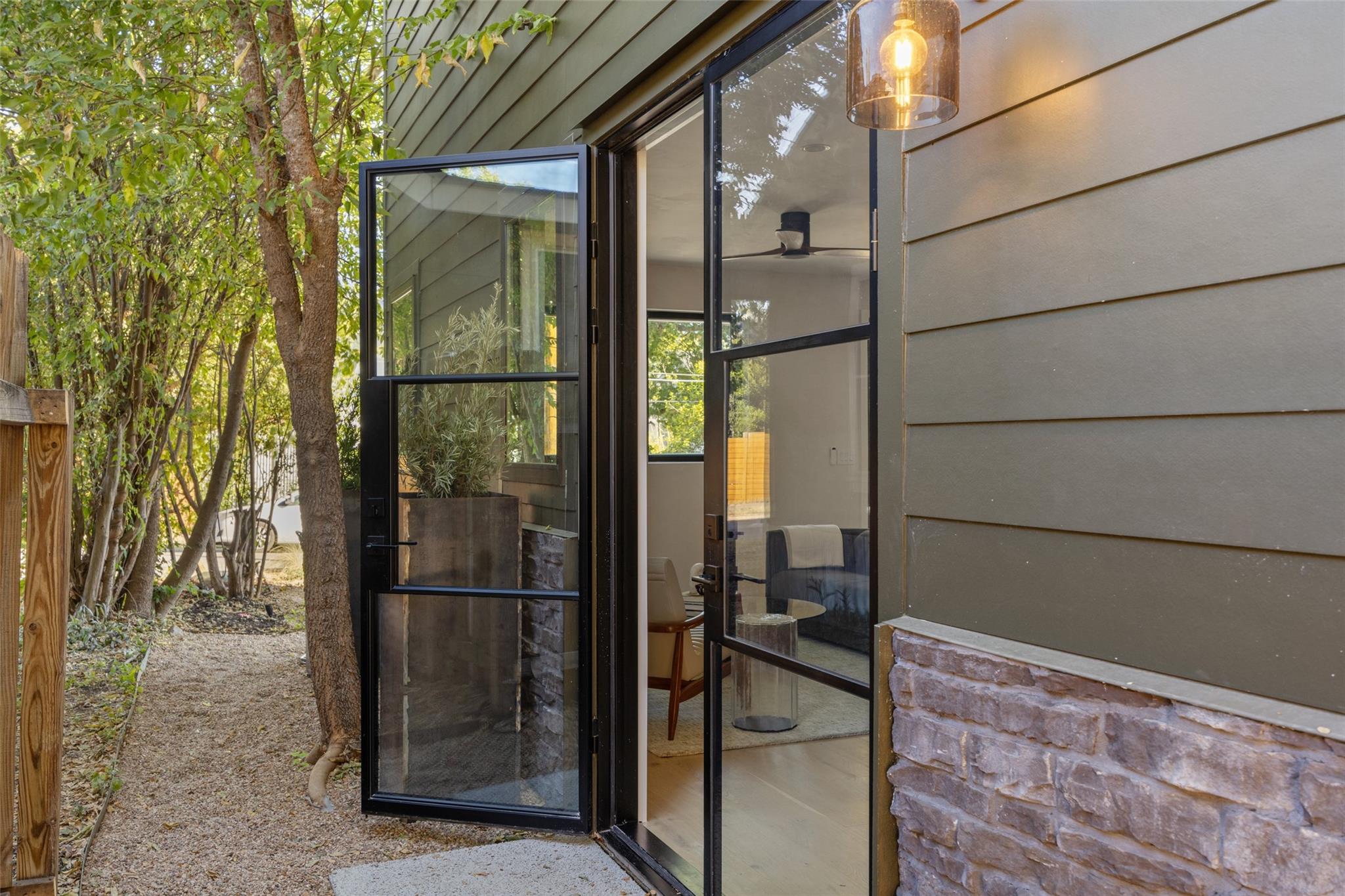 2305 E 21st ST #2, Austin, TX 78722