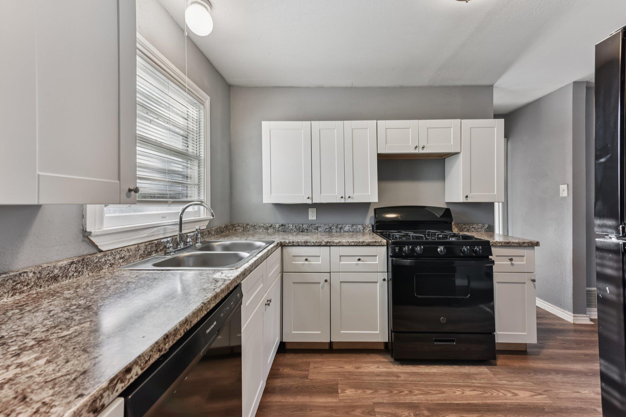 1102 Jackson ST, Killeen, TX 76541