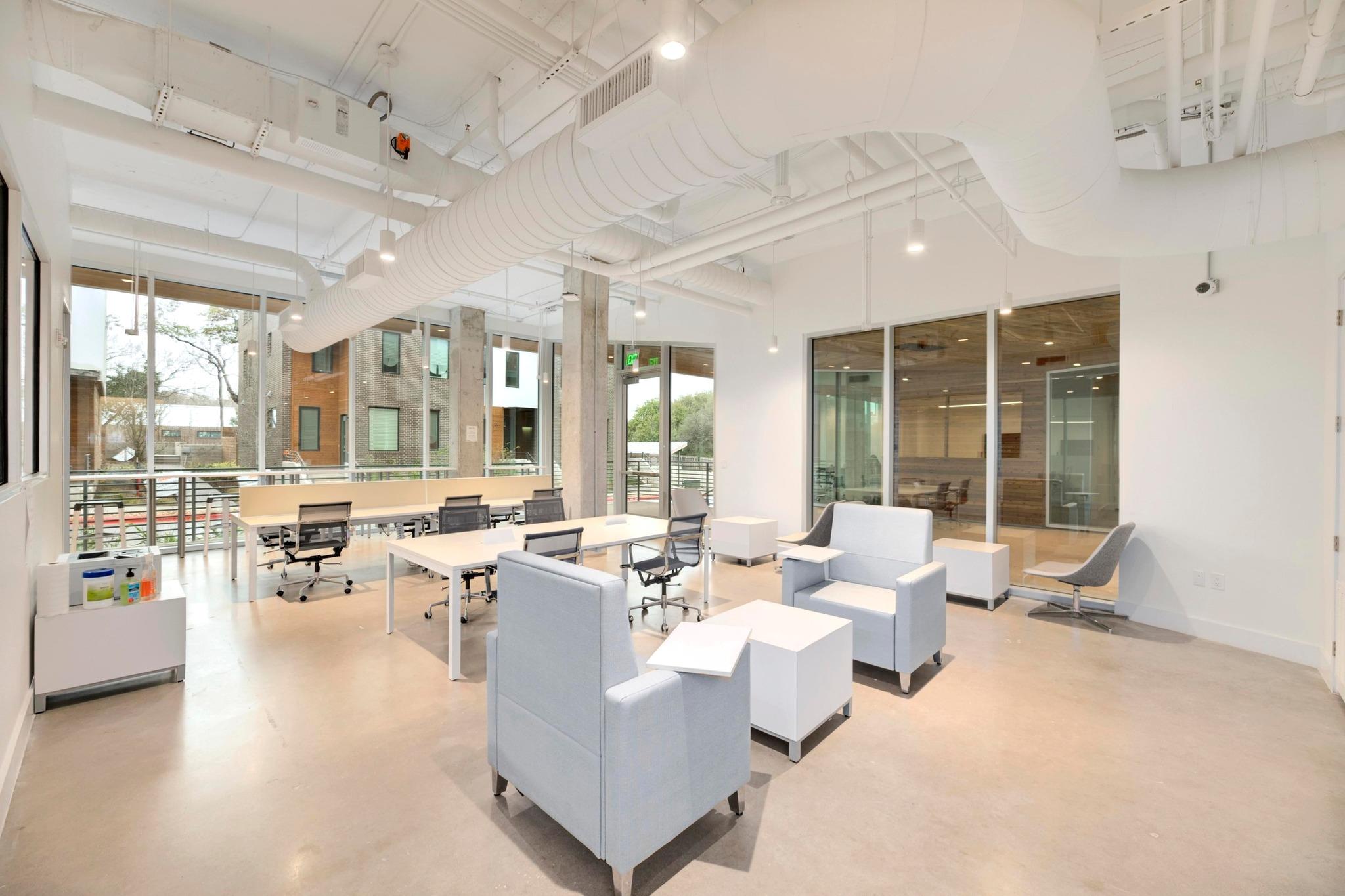 900 S 1st ST #312, Austin, TX 78704