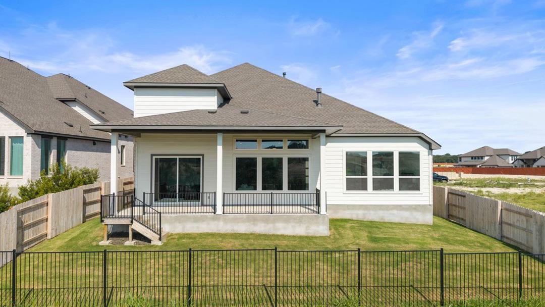 221 Mcmillian Dr, Liberty Hill, TX 78642