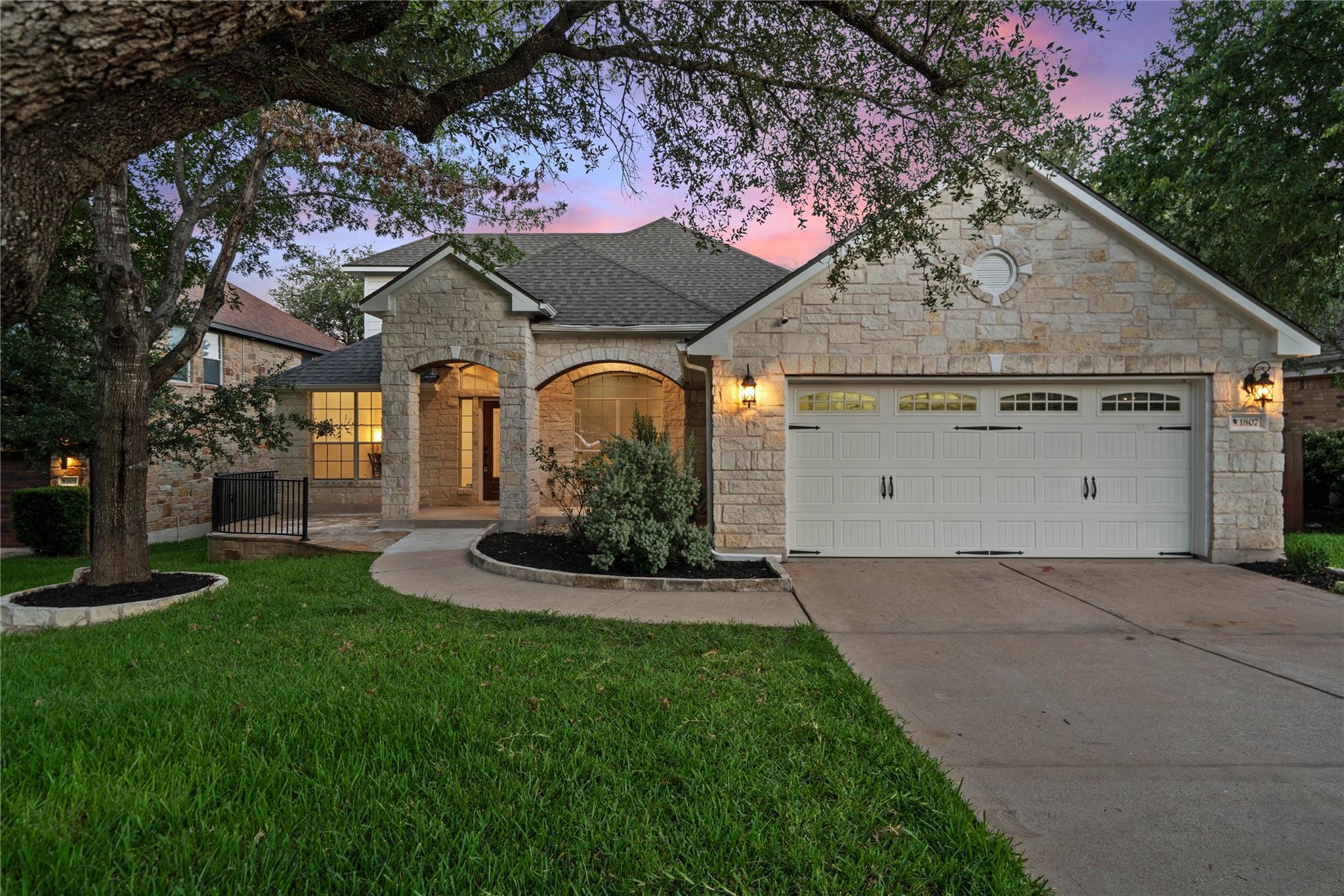 1807 Liberty Oaks BLVD, Cedar Park, TX 78613