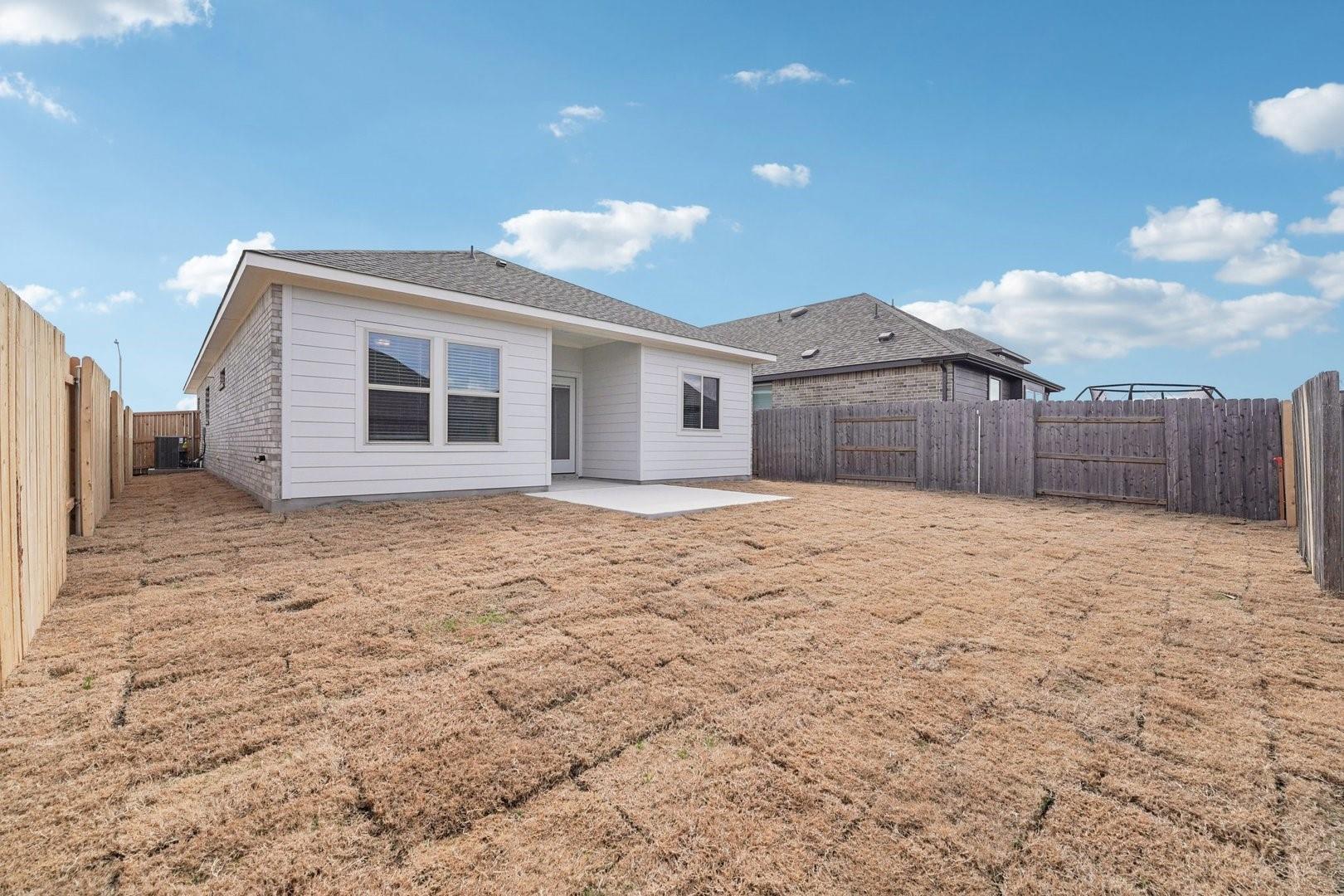 238 Bay Breeze DR, Kyle, TX 78640