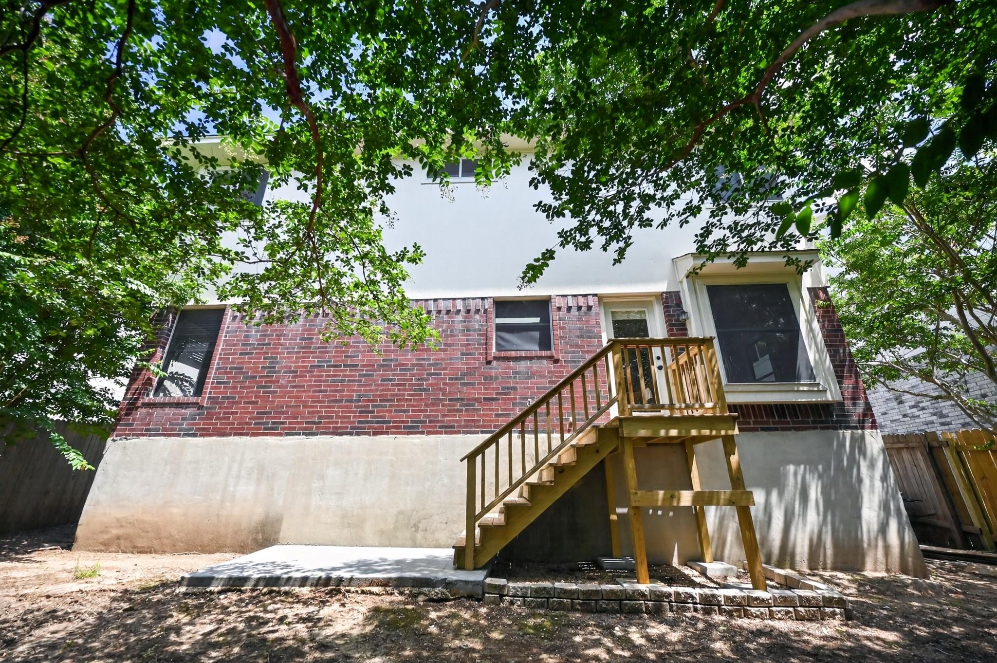 3760 Top Rock LN, Round Rock, TX 78681