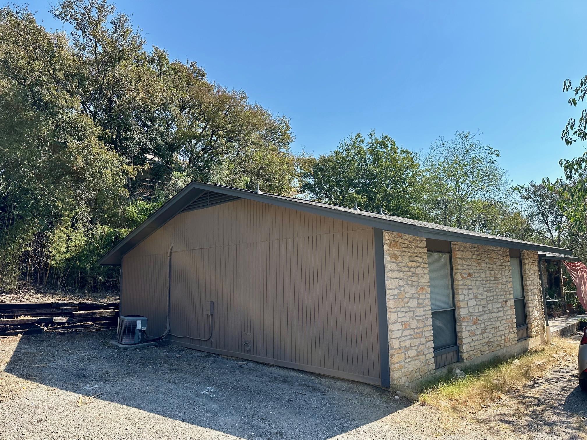 1103 Hillyer ST #A/B, San Marcos, TX 78666