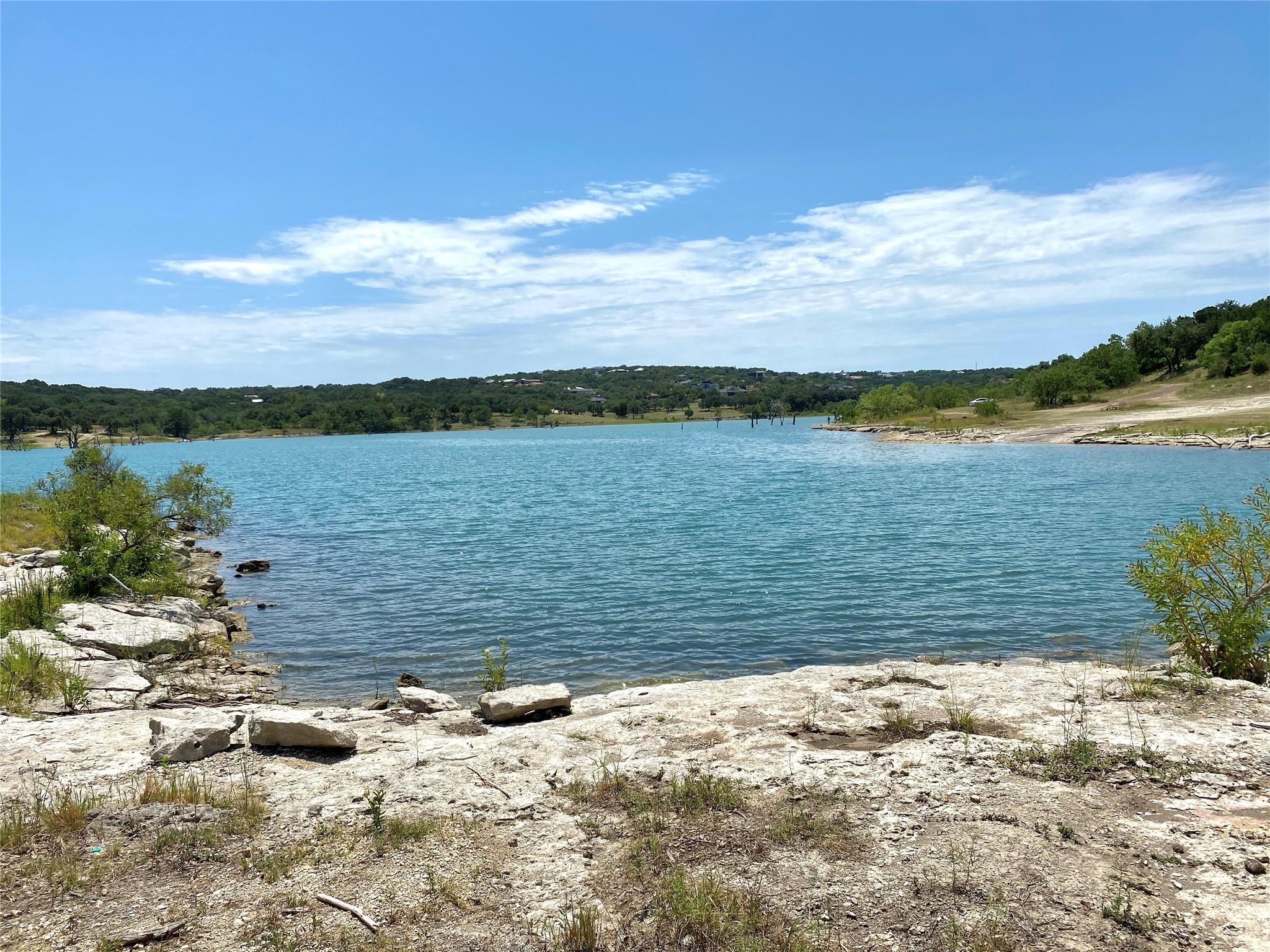 1516 Ensenada DR, Canyon Lake, TX 78133
