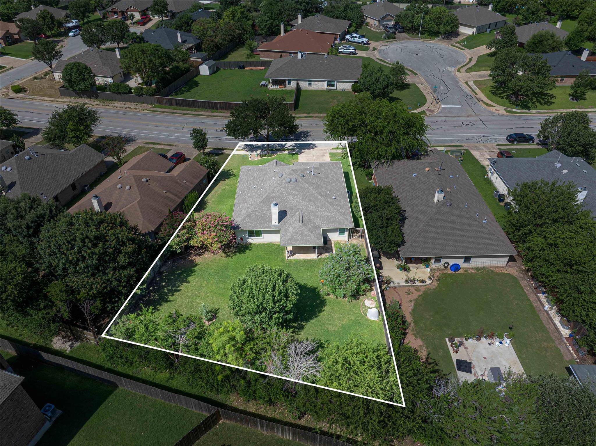 1408 Ridgewood DR, Leander, TX 78641