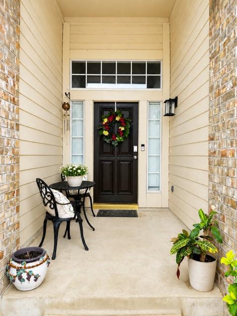 609 Thrush DR, Leander, TX 78641