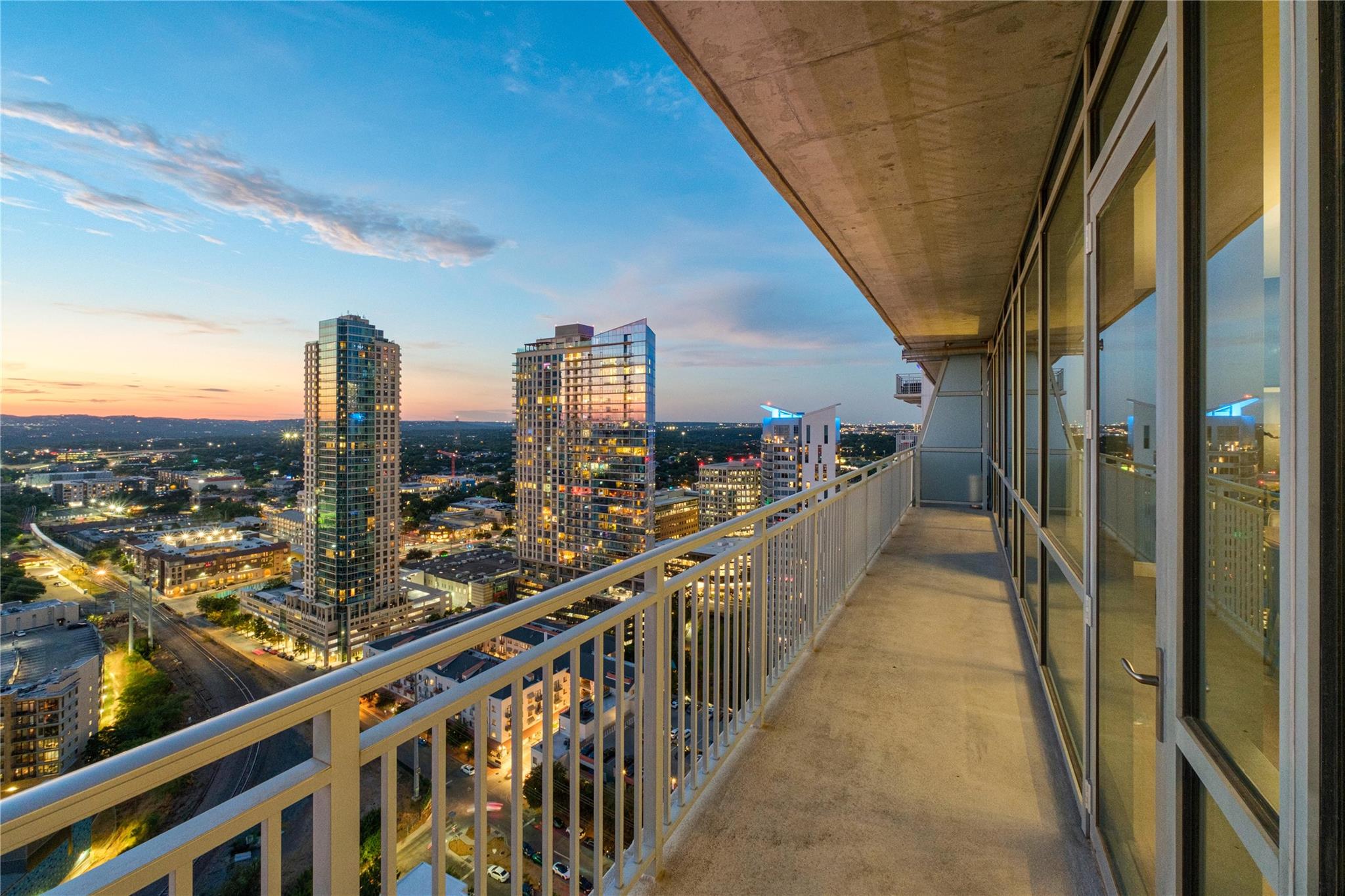 222 West Ave #2802, Austin, TX 78701