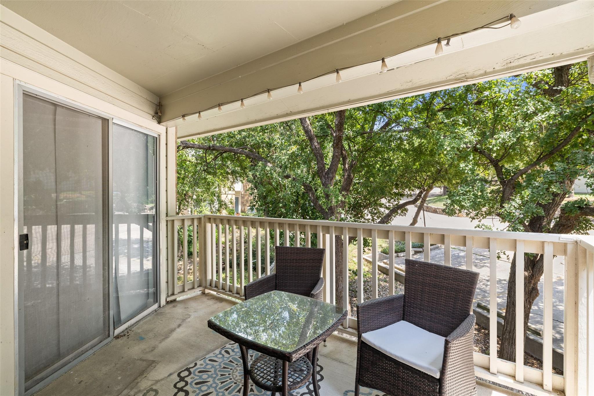 2450 Wickersham LN #302, Austin, TX 78741