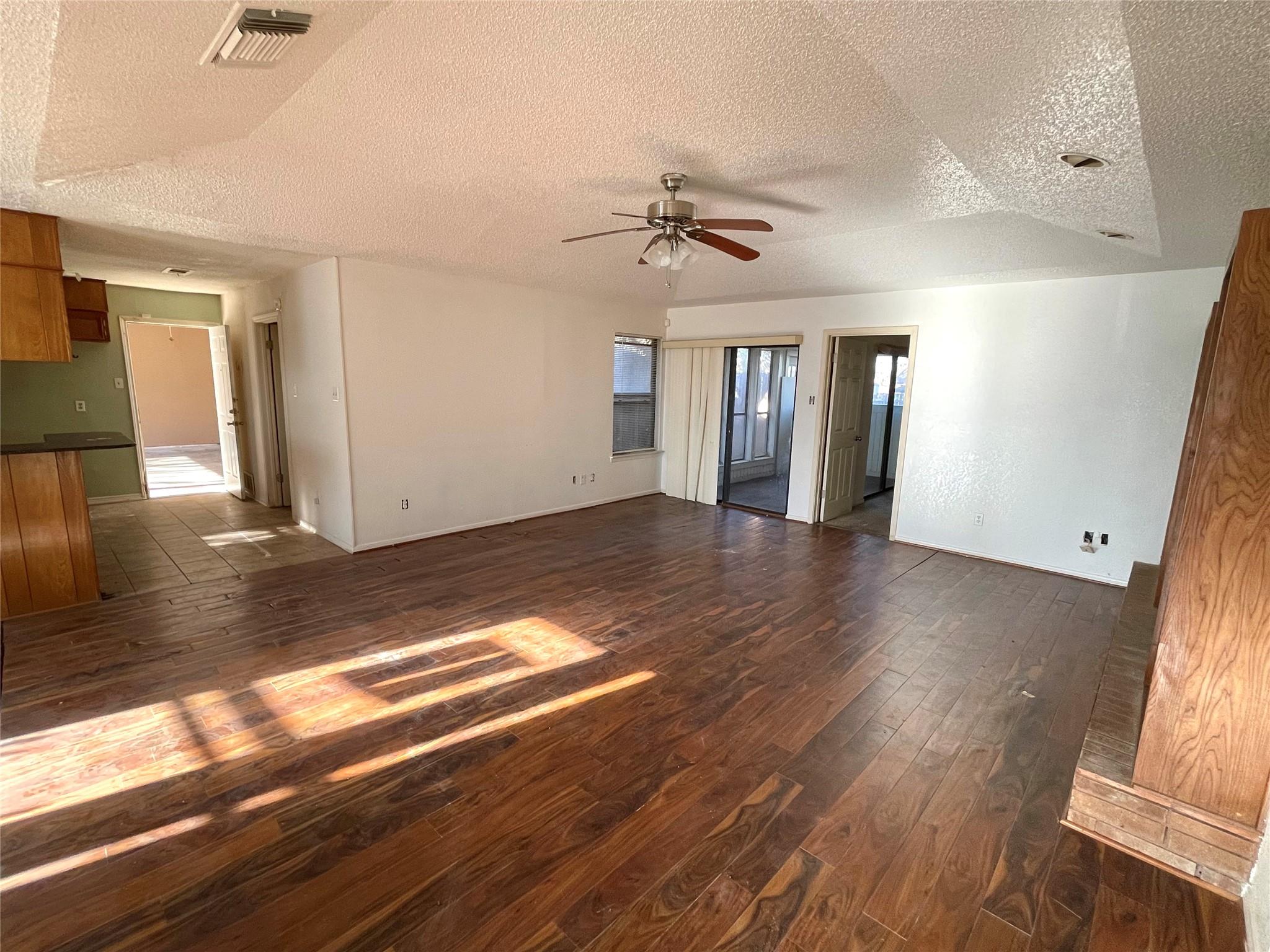 401 Highridge CV, Killeen, TX 76543