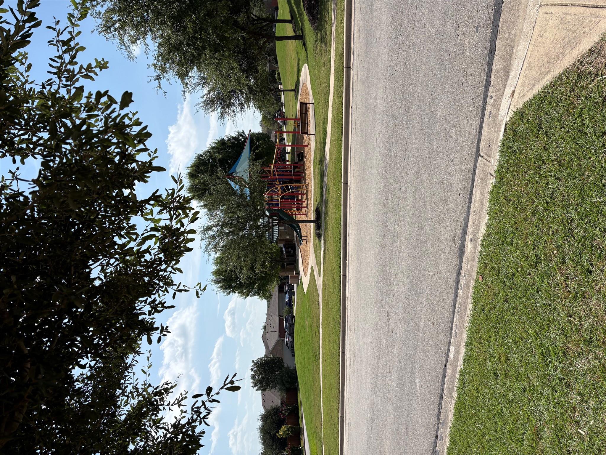 211 Pine Arbol Ps, Buda, TX 78610