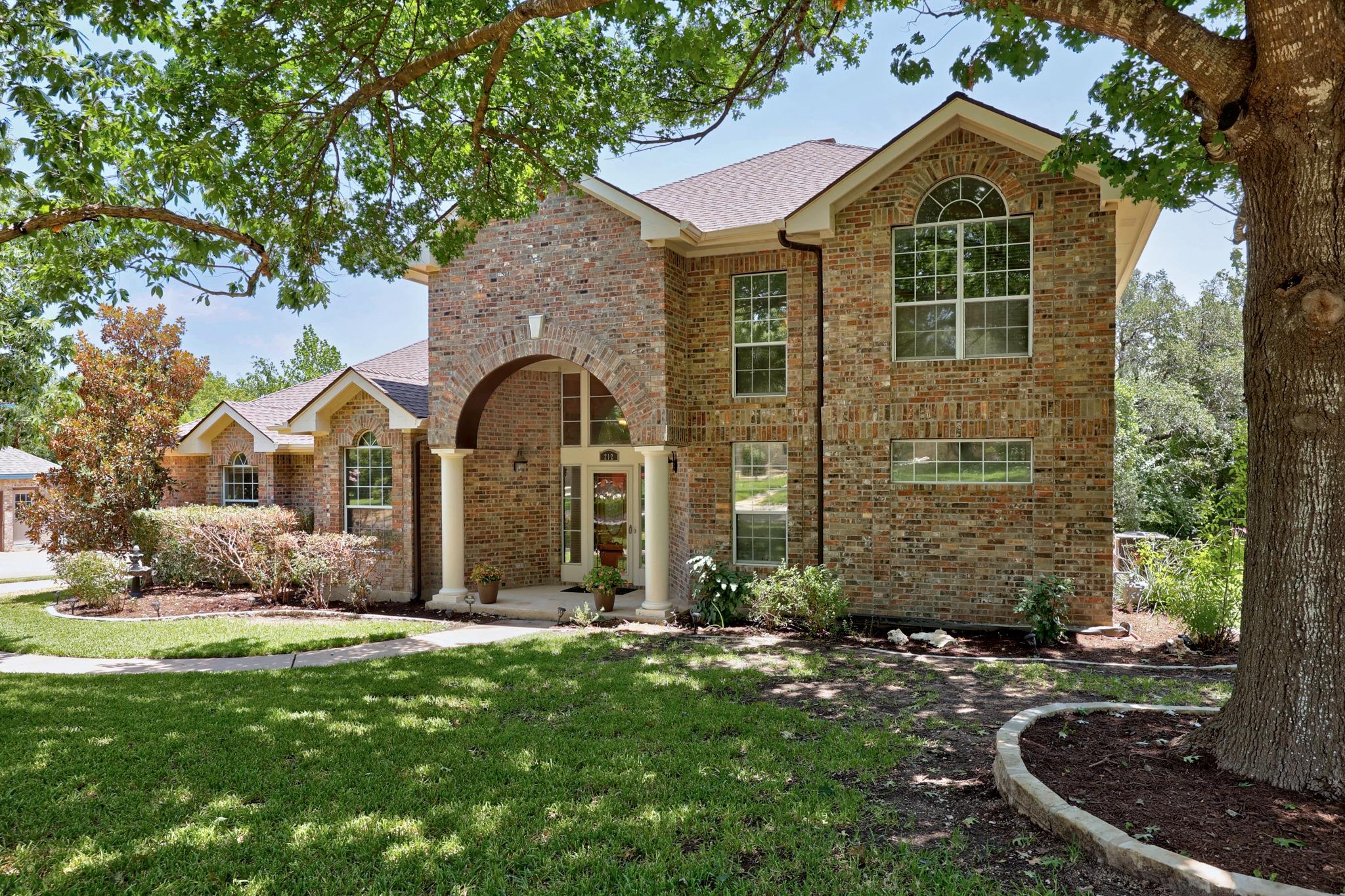 212 S Ridge CIR, Georgetown, TX 78628