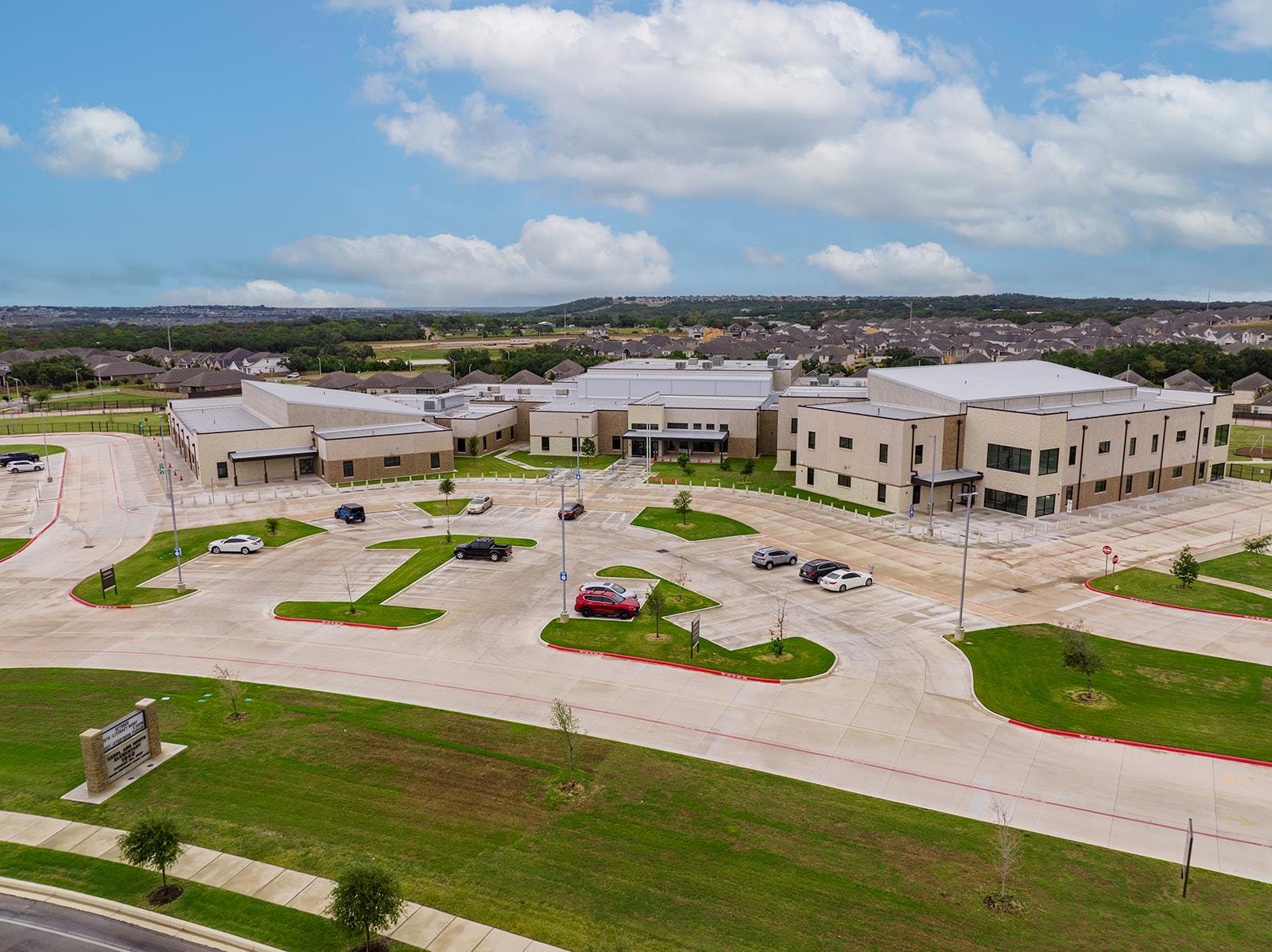 812 Heartleaf DR, Leander, TX 78641